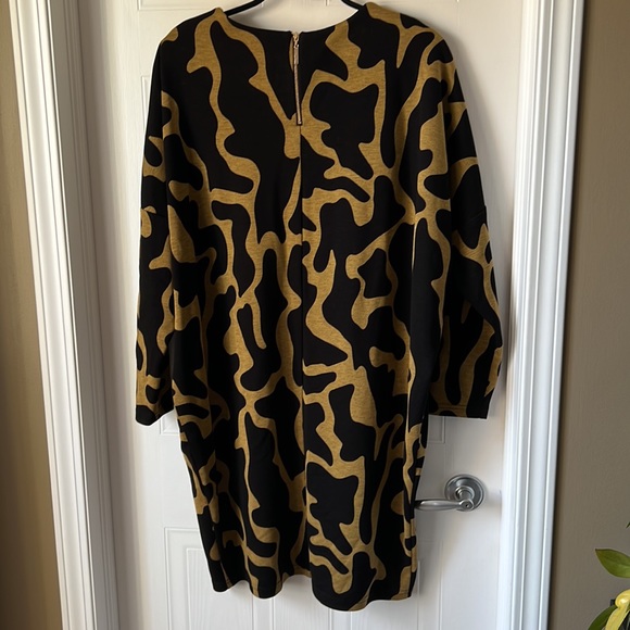 NWT JOSEPH RIBKOFF DRESS - Picture 6 of 9